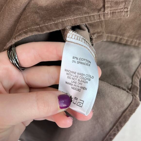 Foxcroft Womens Brown Corduroy Button Up Top Size 12 Large Country Haven Pinwale - Picture 3 of 7